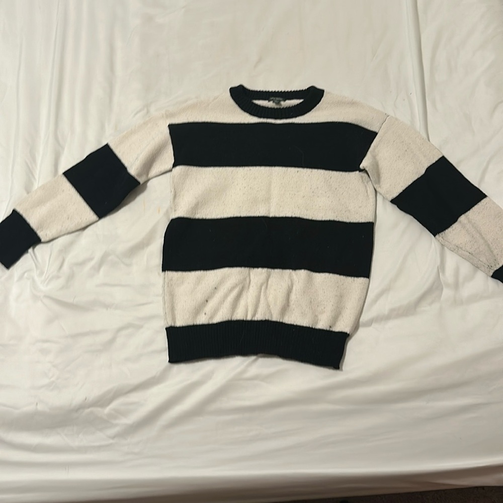 Black and white XS black and white striped sweater auld fable